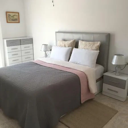 Costa Sol Nita Lägenhet *